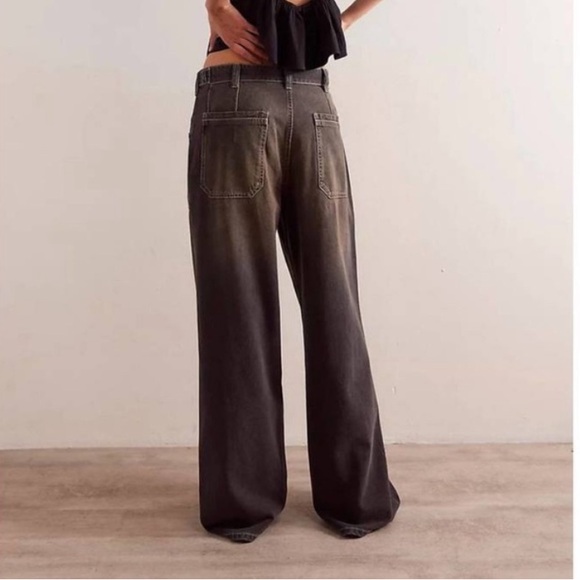 NEW! Free People The Palmer cuffed jeans - Picture 4 of 12